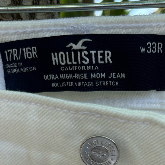 Hollister Women's Ultra High Rise Mom Jeans Size: 17R/16R W33R - Picture 7 of 9